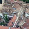 Die Aufnahme aus der Luft zeigt das Ausmaß der Zerstörungen in Framersheim (Rheinland-Pfalz), nachdem ein Sturm am Vorabend durch den kleinen Ort gezogen war.