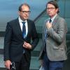 Alexander Dobrindt (l), CSU-Generalsekretär, und Andreas Scheuer (CSU), Bundesminister für Verkehr und digitale Infrastruktur, im Bundestag.