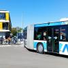 Trotz neuem Verkehrskonzept kommt es am Meringer Schulzentrum zu den Stoßzeiten immer wieder zu gefährlichen Situationen. Denn bei drei Schulen am Standort ist das Verkehrsaufkommen hoch.