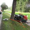 Das Auto war bei dem tödlichen Unfall gegen einen Baum gekracht.