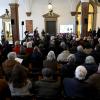 Zum Holocaust-Gedenktag kamen in diesem Jahr aus aktuellem Anlass mehr Menschen als sonst. Die Redner äußerten einen klaren Appell.                         