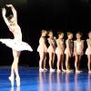 Bei ihrem Solo zeigt die zwölfjährige Milena Kyas während der Ballett-Gala ihr großes Talent.  	