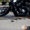 Zwei Motorradfahrer kamen schwer verletzt in eine Klinik.