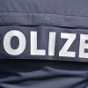 Ein 30-Jähriger hat in Gundelfingen Polizeibeamte attackiert. 