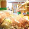 Noch sind Wurst und Fleisch im Kühlregal des Weißenhorner Tafelladens Mangelwaren. Dies soll sich mit dem neuen Kühlfahrzeug ändern – dann können verderbliche Lebensmittel sicher transportiert werden. 