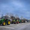 Schon früh machten sich Landwirte aus dem Landkreis auf den Weg nach Nördlingen zum Protest. Der Verkehr staute sich auf der B25 und in der Innenstadt. Über 1000 Traktoren waren auf der Kaiserwiese.