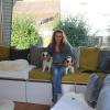 Nicole Häuslein wohnt in Rehling am Buchenweg in einem Tiny-Haus. Sie wohnt mit ihren zwei Hunden auf 28 Quadratmetern.