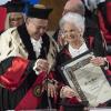 Muss die Holocaust-Überlebende Liliana Segre (92, hier rechts bei der Verleihung der Ehrendoktorwürde der Universität La Sapienza) ihr Amt als Alterspräsidentin im italienischen Senat ausgerechnet an einen Neofaschisten abgeben?