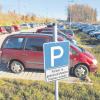 Die Situation am Bahnhof war Thema der Bürgerversammlung in Geltendorf. Beklagt wurde, dass die Parkflächen schon wieder nicht mehr ausreichten und deshalb die angrenzenden Straßen zugeparkt würden. 