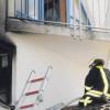 Feuerwehr im Einsatz: Die oberen zwei Stockwerke eines Hauses in der Inninger Adelmannstraße brannten gestern aus. Die Feuerwehr hatte die Flammen zwar schnell gelöscht, der Sachschaden liegt trotzdem im sechsstelligen Bereich.  