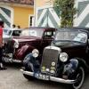 Zahlreiche Liebhaber älterer Automobile kamen am Sonntag, den 5. September 2009, nach Pöttmes zum Oldtimertreffen.