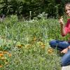 Der Garten von Diana Kurzweg aus Eching gleicht einem grünen Paradies. Dort wachsen viele Kräuter und Gemüsesorten. Sogar einen Elfenbaum gibt es. 