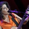 Singt schön – und sieht dabei auch noch gut aus: Die in Georgien geborene Sängerin Katie Melua singt am kommenden Samstag im Wiblinger Klosterhof. 