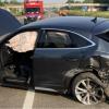 Unfall auf der A8 bei Augsburg: Ein neuer Audi ist jetzt ein Totalschaden.