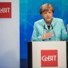 Kanzlerin Merkel spricht während der Eröffnung der weltweit größten Computermesse CeBIT in Hannover.
