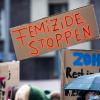Jeden dritten Tag wird eine Frau in Deutschland von ihrem (Ex-)Partner getötet. Immer wieder protestieren Frauen gegen sexualisierte Gewalt.