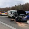 Bei einem Verkehrsunfall am Samstagnachmittag auf der A 96 zwischen Schöffelding und Landsberg/Ost wurden zwei Autofahrer leicht verletzt.