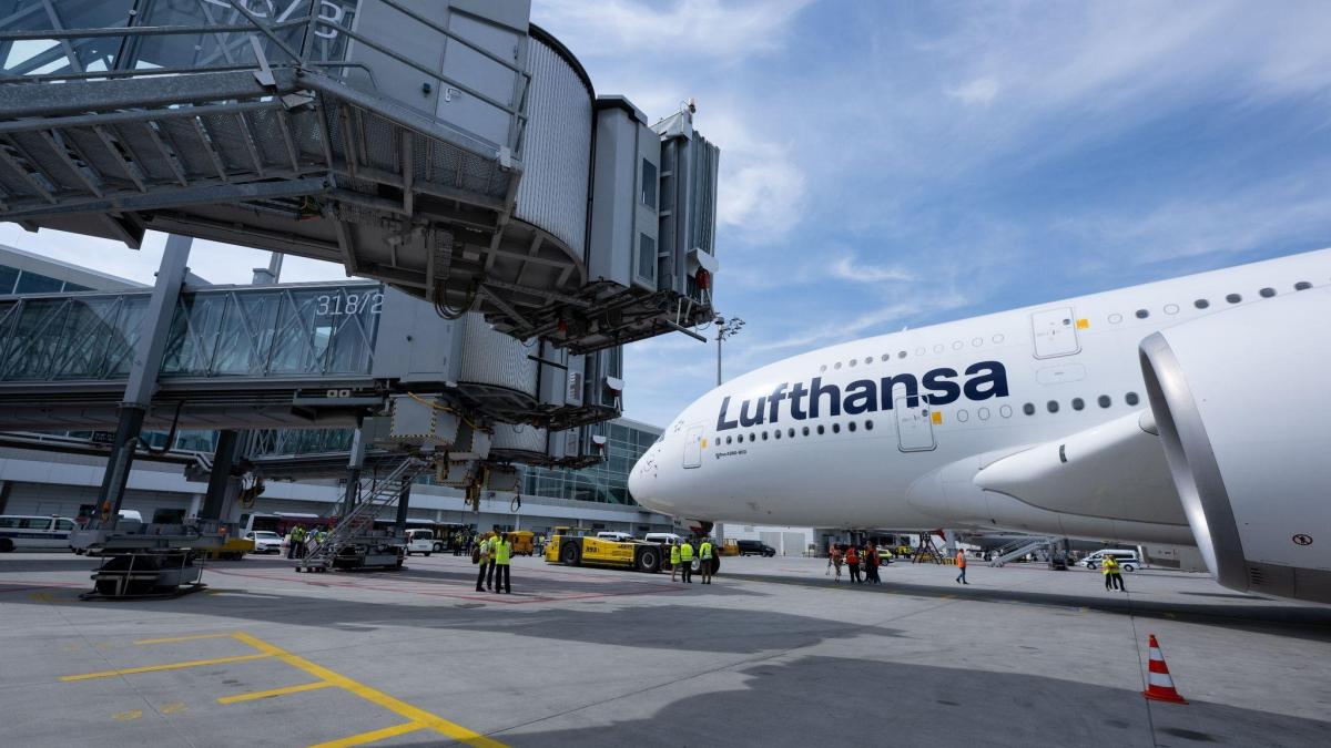 Verdi Ruft Lufthansa-Bodenpersonal Zu Warnstreik Auf