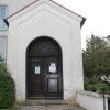 In der Lourdes-Kapelle neben der Wertinger Stadtpfarrkirche wurde der Opferstock gewaltsam aufgebrochen. Daher ist die Kapelle seit Wochen geschlossen.