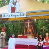 Das Pontifikalamt zu Pfingsten fand im Freien am Altar bei der Fatimagrotte in Maria Vesperbild statt.