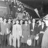 55 türkische Gastarbeiter kamen im November 1961 auf dem Flughafen in Düsseldorf an. Sie waren die ersten von 400 Bergleuten aus der Türkei, die sich für ein Jahr Arbeit in Deutschland verpflichtet haben.  