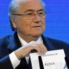 FIFA-Präsident Blatter präsentiert 2010 den Ausrichter der WM 2018, Russland.