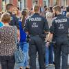 Ein gewohntes Bild bei den Augsburger Sommernächten: Polizeibeamte mischten sich unter das Partyvolk. 