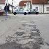 Wenn Straßen saniert werden müssen, kann es für Anlieger, wie hier in der Gartenstraße, teuer werden. 