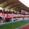 Mit einer Choreografie feierte die aktive Szene den 70. Geburtstag des Rosenaustadions. Später gab es einen weiteren Grund zur Freude: Die U23 des FC Augsburg beendete ihre sieglose Serie und schlug Eichstätt.