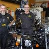 Peter Bader (links) und Ludwig Hafner haben zusammen vor rund 20 Jahren H&B Motorcycle gegründet. Mit der Edel-Motorradschmiede machten die beiden Handwerker ihr Hobby zum Beruf. Heute erzielt das kleine Unternehmen einen Jahresumsatz von rund 500.000 Euro. 