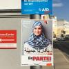 Gedreht wurde das obere AfD-Plakat und mit dem unteren Bild von der „Partei“ in Zusammenhang gebracht. 