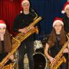 Das „4-Sax“-Quartett, bestehend aus (von links) Lucia Reiter, Martin Stempfle, Chiara Bunk und Luis Haupt, spielt heute „Kling, Glöckchen“.  	
