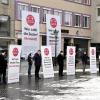 Der Unternehmerkreis "Zukunft in Not" hat vor wenigen Tagen auf dem Augsburger Rathausplatz auf die finanziellen Nöte der Augsburger Betriebe hingewiesen. 