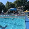 Hoch her ging es bei den Augsburger Stadtmeisterschaften im Schwimmen im Bärenkeller-Bad mit 260 Teilnehmern.