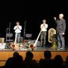 Volles Haus und eine gigantische Stimmung herrschten im Forum am Hofgarten beim Auftritt der Well-Brüder Christoph, Karl und Michael Well zusammen mit Gerhard Polt. 