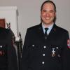 Florian Wieland (Mitte) erhielt das Feuerwehrehrenzeichen für 25-jährigen aktiven Dienst. Mit dabei sind Kommandant Martin Guggenmos (links) und Kreisbrandrat Johann Koller. 