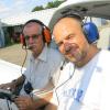 Sie gehen in die Luft, wenn Waldbrandgefahr droht: Georg Lehmacher als Einsatzpilot (rechts) und Luftbeobachter Karl Lasch.