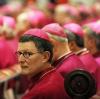 Der Papst ernannte Maria Woelki, Kölner Weihbischof zum neuen Erzbischof in Berlin. Er folgt dem am Donnerstag verstorbenen Kardinal Sterzynski. 