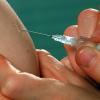 Eine Impfpflicht bei Masern wäre Gesundheitsminister Daniel Bahr zufolge denkbar.