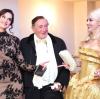 Stargast Brooke Shields, mit  Richard Lugner und Cathy Lugner.