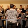 Die Chorgemeinschaft Kicklingen-Fristingen unter der Leitung von Julia Rabel beim Frühlingskonzert in der Beletage des Restaurants Storchennest.  	