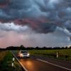 Ein heftiges Unwetter hat in Teilen Bayerns am Dienstag für zahlreiche Einsätze von Polizei und Feuerwehr gesorgt. 