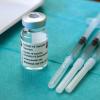 Impfstoff von AstraZeneca: Für jüngere Impfkandidaten gibt es ihn nur noch mit „individueller Risikoakzeptanz nach sorgfältiger Aufklärung“. 