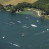 Der Friedberger See zieht viele Menschen an. Nun wurde dort ein Sonnenschirm am Südufer-Kiosk beschädigt.