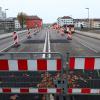 Die Gänstorbrücke zwischen Ulm und Neu-Ulm kann vorläufig weiter auf zwei Spuren befahren werden. Das ergab der Belastungstest am Wochenende. Jetzt beginnt die Planung für eine neue Brücke. 