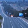 Der Reisebus stand auf der Autobahn 9 in Fahrtrichtung München.