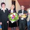 Beim Festabend "100 Jahre Verein für Ambulante Krankenpflege Wemding" hat es auch Ehrungen gegeben (von links): Monsignore Herbert Lang, Vorsitzende Martina Buschmann-Schöfer, die drei geehrten langjährigen Vorstandsmitglieder Monika Nawrath, Franz Reichherzer und Reiner Dittrich sowie Caritasdirektor Monsignore Rainer Brummer. Fotos: Unflath