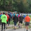 225 Aktive machten sich bei der Nordic Walking-Etappe in Freihalden auf den Weg.