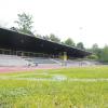 Im Landkreisstadion in Aichach, das den Namen "Josef-Bestler-Stadion" trägt, waren Sprayer unterwegs. 