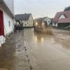 Starker Regen setzte am Donnerstagabend in Wertingen und Roggden Straßen und Keller unter Wasser. Die Feuerwehr war mehrfach im Einsatz.